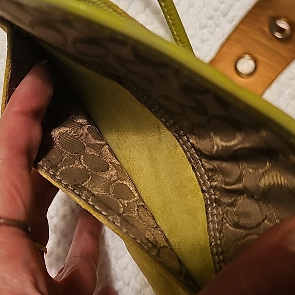 Vintage Coach - Picture 6 of 10